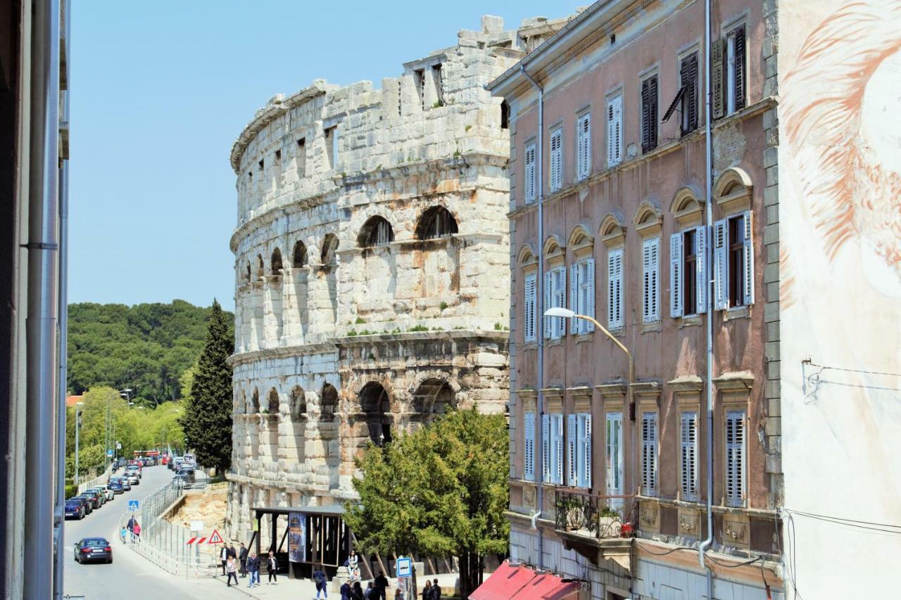 Amphitheatre Pula